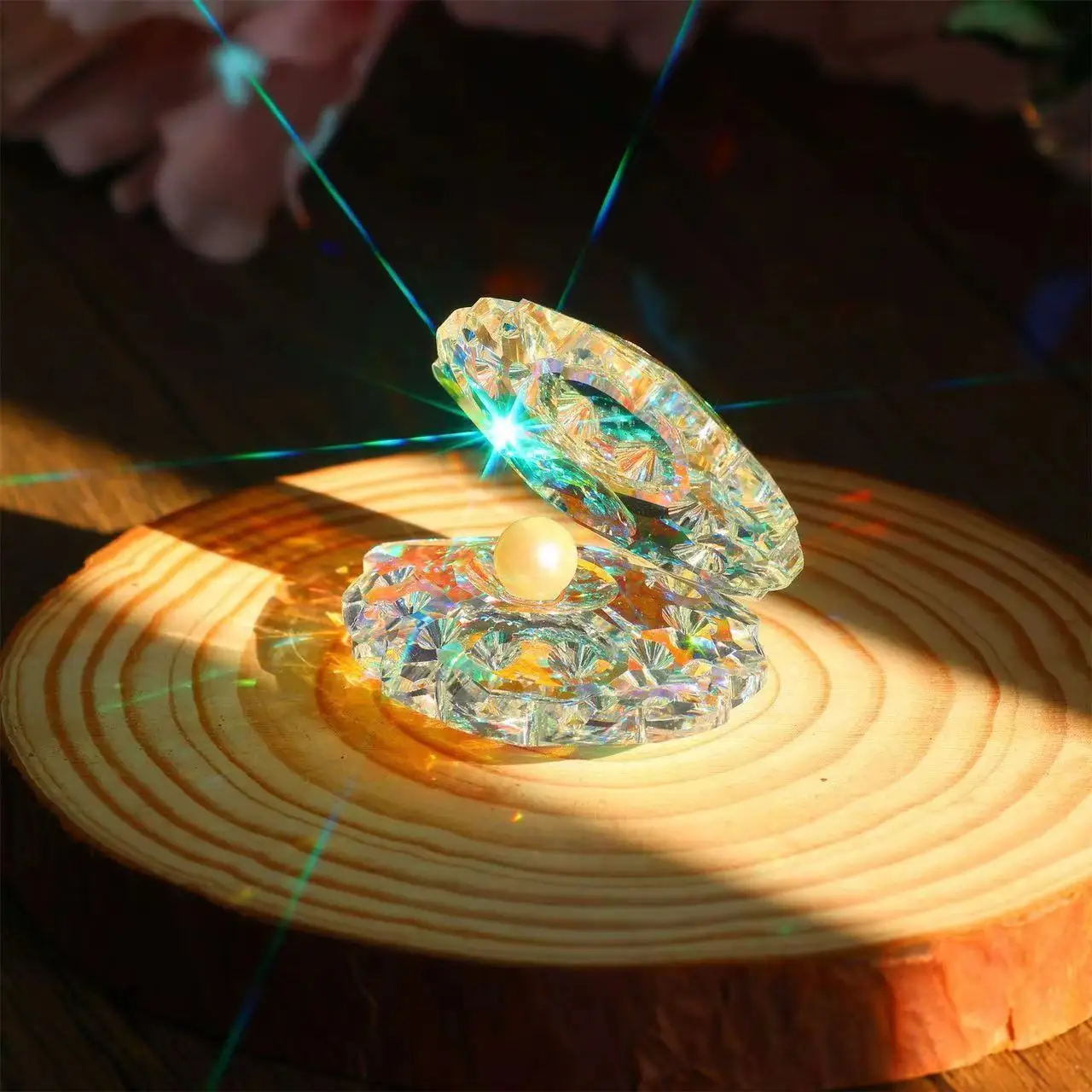 Sun Catcher Pearl Rainbow Bright Light Shell Glass Sunshine Prism Unzip Shellwork Ornament Home Desktop Figurine Creative Gift
