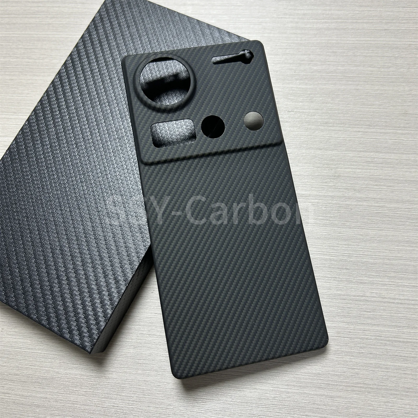 

Real Carbon Case For Nubia Z70 Ultra Kevlar case, luxury carbon fiber ultra-light ultra-thin protective case