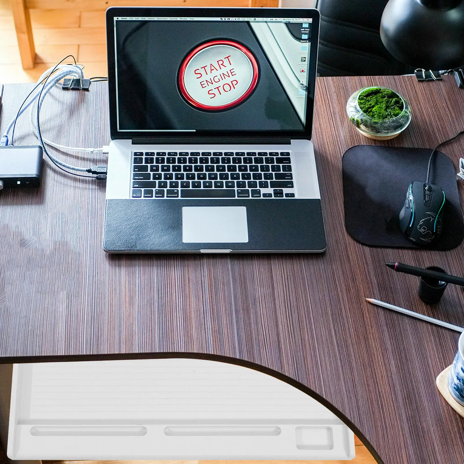 Desk Setup With Keyboard Tray - 1 Conjunto de Bandeja para Teclado