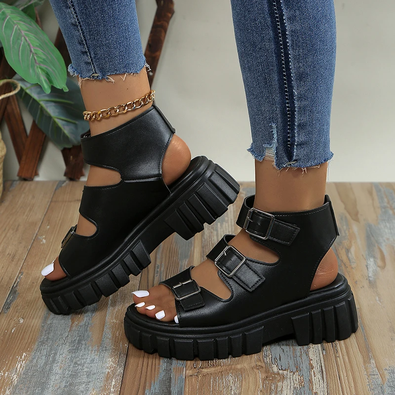 2024 neue dicke Sohle Sandalen Frauen Wrap Toe Hollow Outs römische Frauen lässige Strands chuhe Sommer Plattform Sandalen Frau