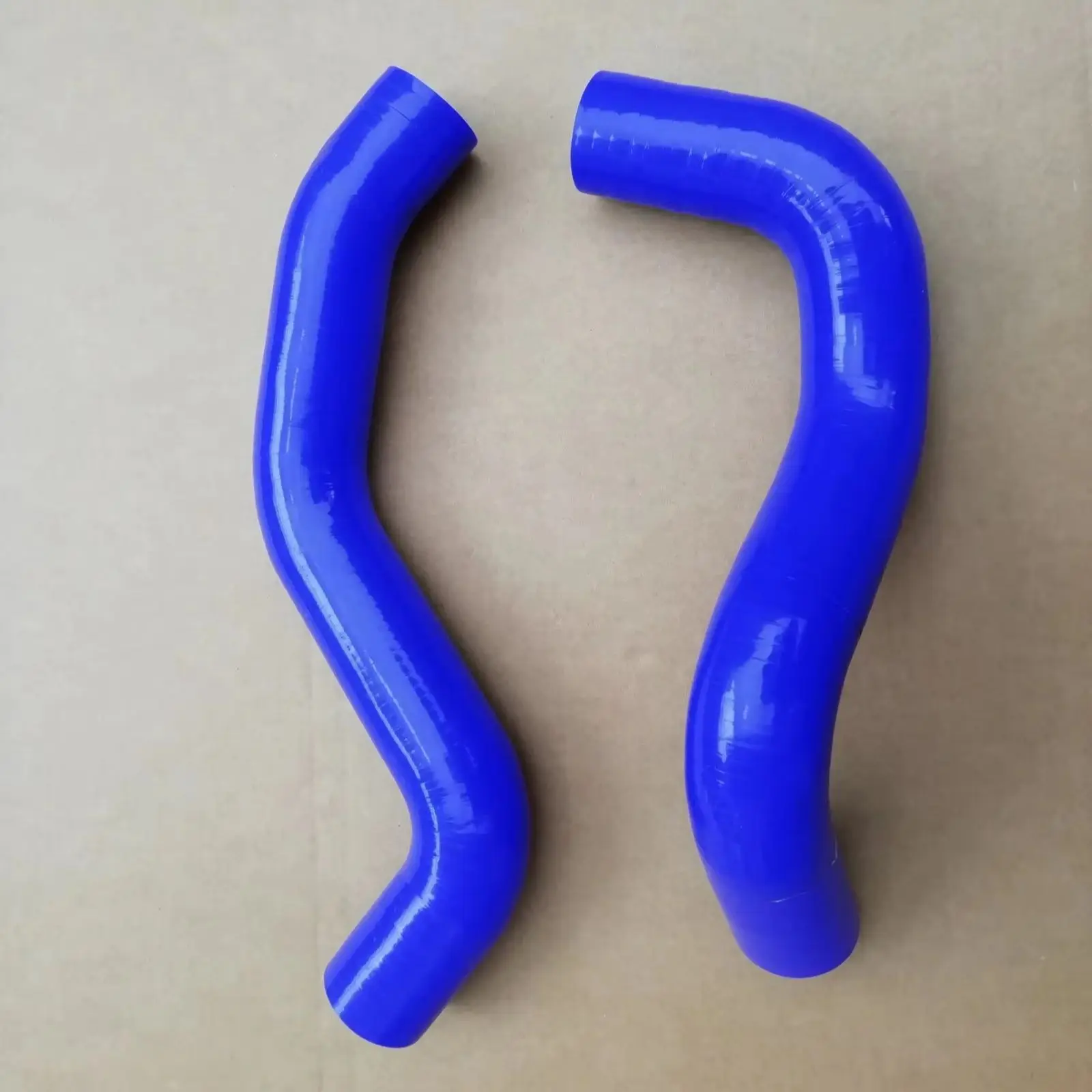 

Radiator Hose For TOYOTA CALDINA ISIS OPA PREMIO ALLION SCION TC WISH 1AZFSE 2AZFE 2.0L AZT ANM ACT ANT 16571-28070 16572-28040