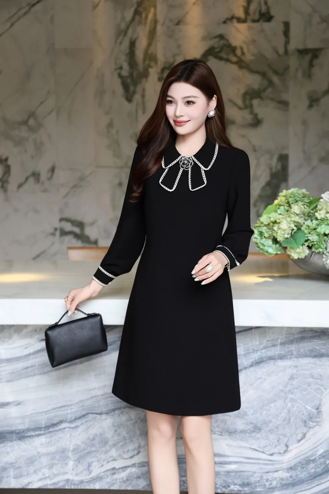 ZJYT Runway Fashion Donna Manica lunga Abito casual Bianco Nero Autunno 2025 Designer floreale Bowknot Solido Breve abito corto Lady