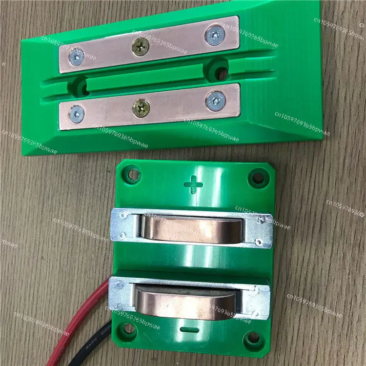 AGV Trolley Charging  Matching Brush Board Contact Block AGV Automatic Charging Supplier 50A