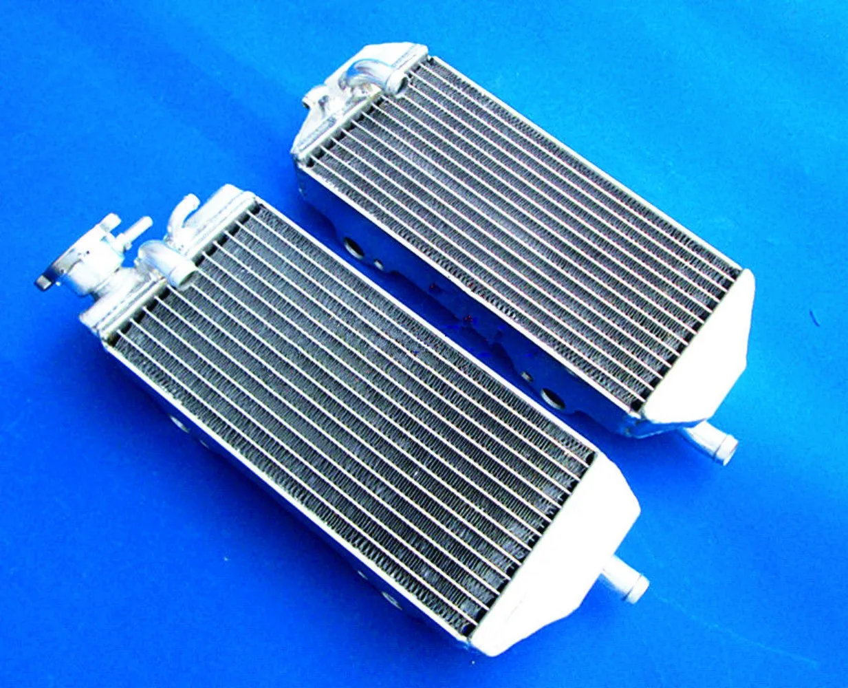 For 1999-2006 GAS GAS EC200 EC250 EC300 MC250 SM250 Aluminum Radiator Cooler Cooling Coolant 1999 2000 2001 2002 2003 2004 2005