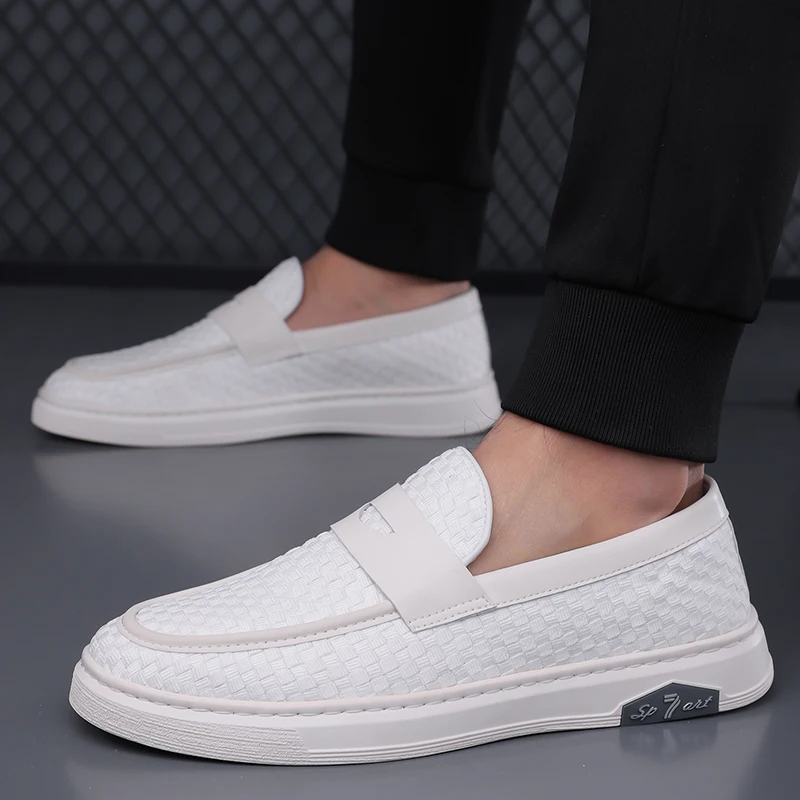 Fashion Slip on Loafers Men Shoes Board Soft Casual Leather Shoes Men Sneakers Party Weave Pattern Shoes for Man Flat Free