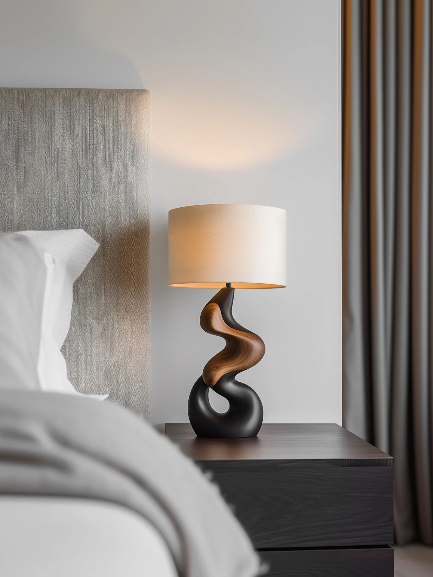 

Modern simple solid wood personalized creative designer niche model house entrance bedroom bedside ornament