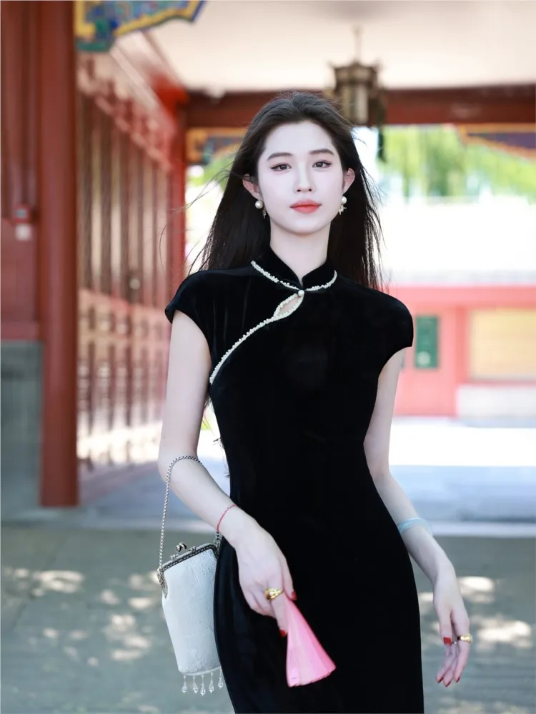 

Новое крутое бархатное женское платье Cheongsam в китайском стиле с вырезом