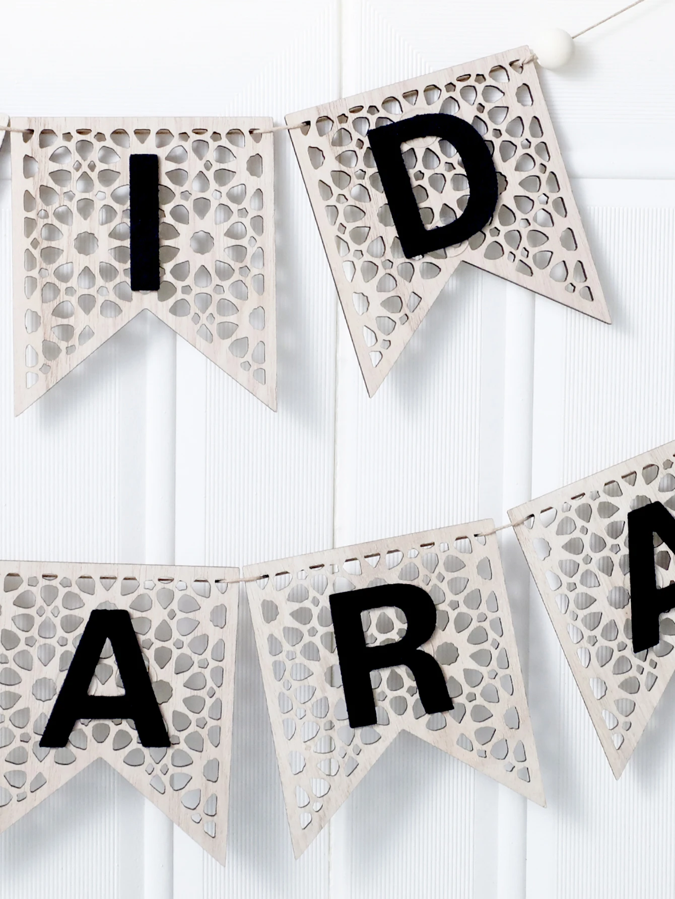 1Pc Wooden Ramadan Muslim Decor Banner Pull Flag Ramadan Kareem Hanging Ornaments Wooden Ornaments Eid Mubarak Happy Gift