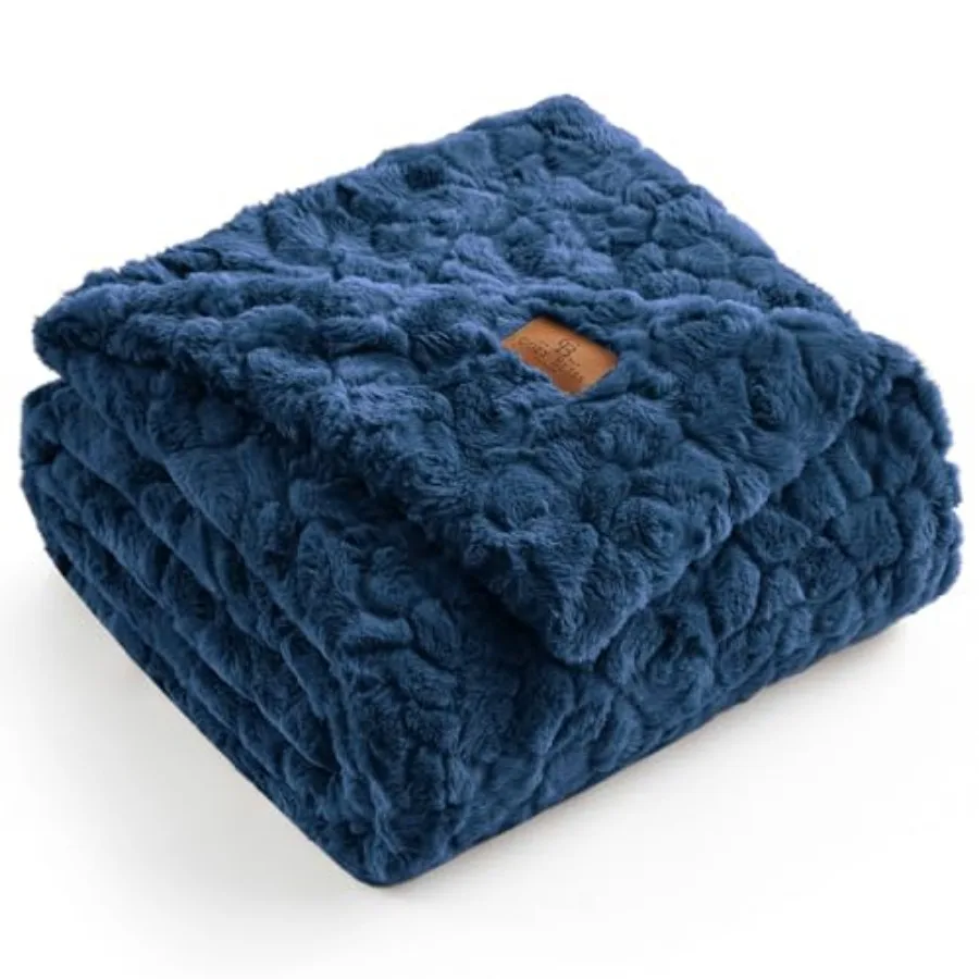 

Faux Fur Throw Blanket for Couch, Fuzzy Soft Plush Thick Warm Fluffy Reversible Wave Textured Blanket for Sofa Bedroom Living R