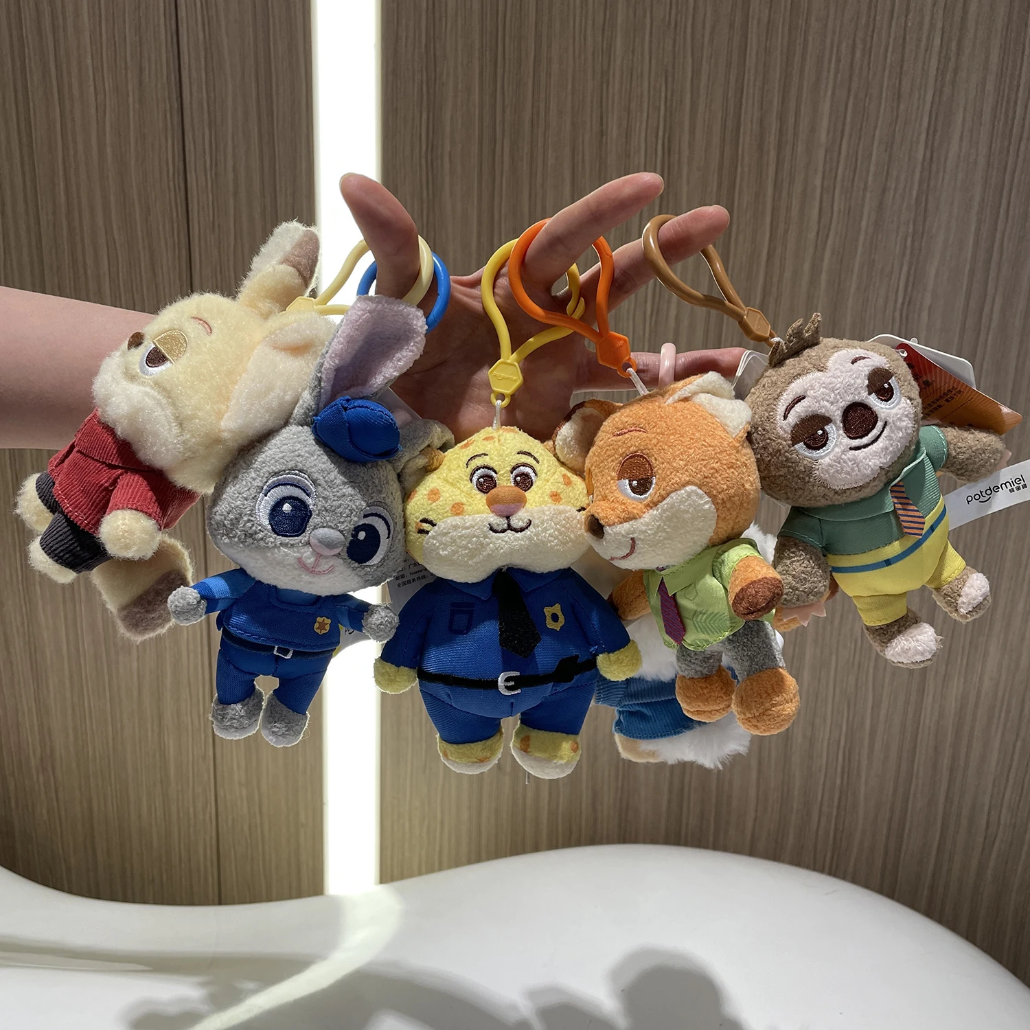 Genuine Zootopia Plush Keychain Judy Nick Sloth Sheep Leopard Finnick Pendant Cute Charm Sloth Keychain Decoration Birthday Gift