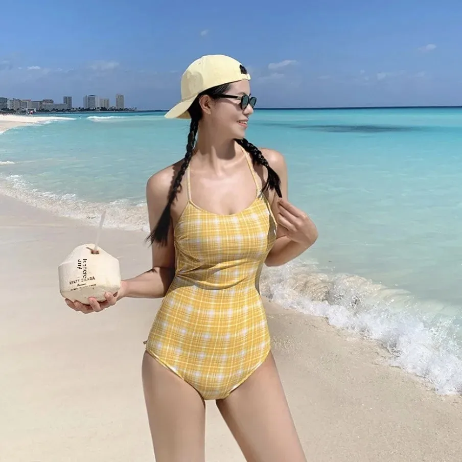 Traje de baño de una pieza adelgazante con espalda descubierta a cuadros de primavera térmica de estilo coreano para mujer diseño de vendaje Sexy nueva gran oferta del mar