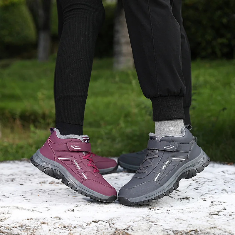 Northeastern cotton shoes for women,  suitable for men to wear outside, warm and non-slip for middle-aged and elderly people