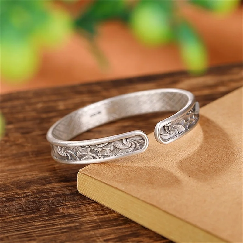 Retro Relief Leaf Flower Bangle Men Jewelry Personality Lines Thread Pattern Bangle Male Hand Accessories Open