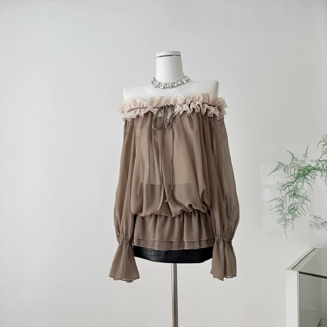 

2025 Autumn New Women Chiffon Blouse Elastic Ear Edge Off Shoulder Tops Long Sleeve Shirts