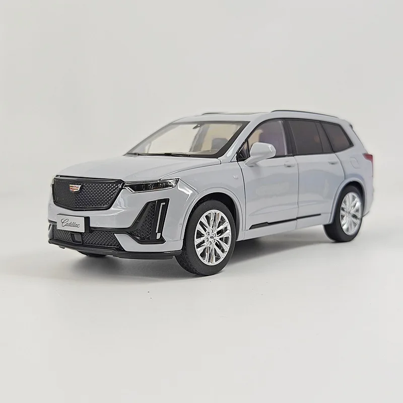 

1:24 XT6 2023 Alloy Car Model Sound and Light Pull Back Toy Car Ornament Gift Diecast Alloy Car Model Collectible