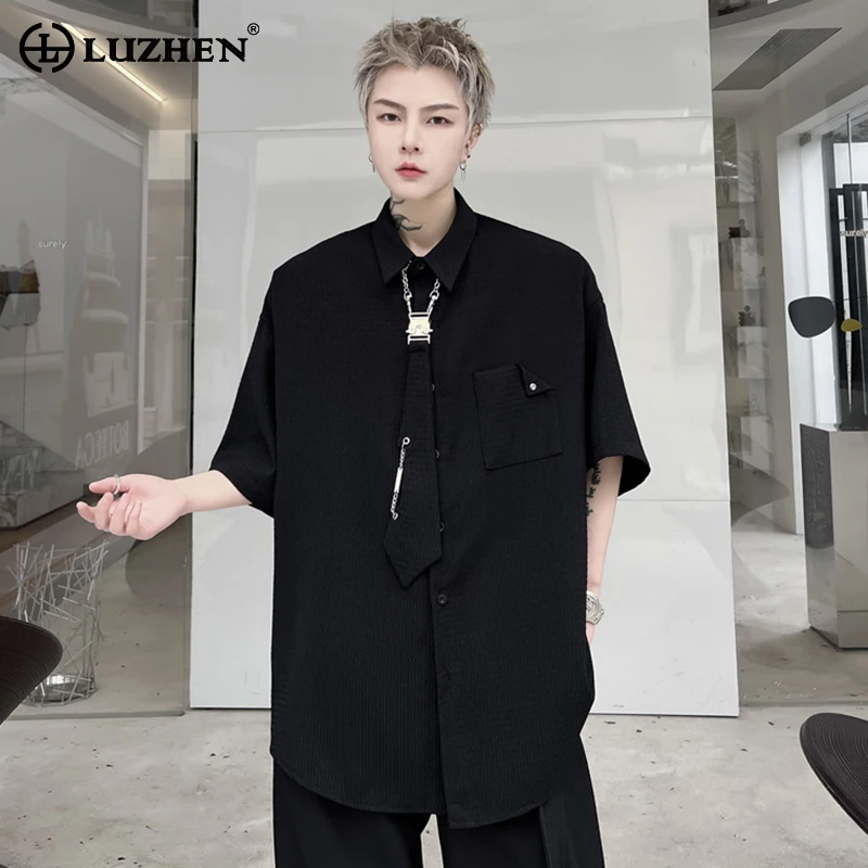 

LUZHEN Metal Decorate Detachable Necktie Design Solid Color Trendy Short Sleeved Shirts Personality Stylish New Men Tops LZ2369