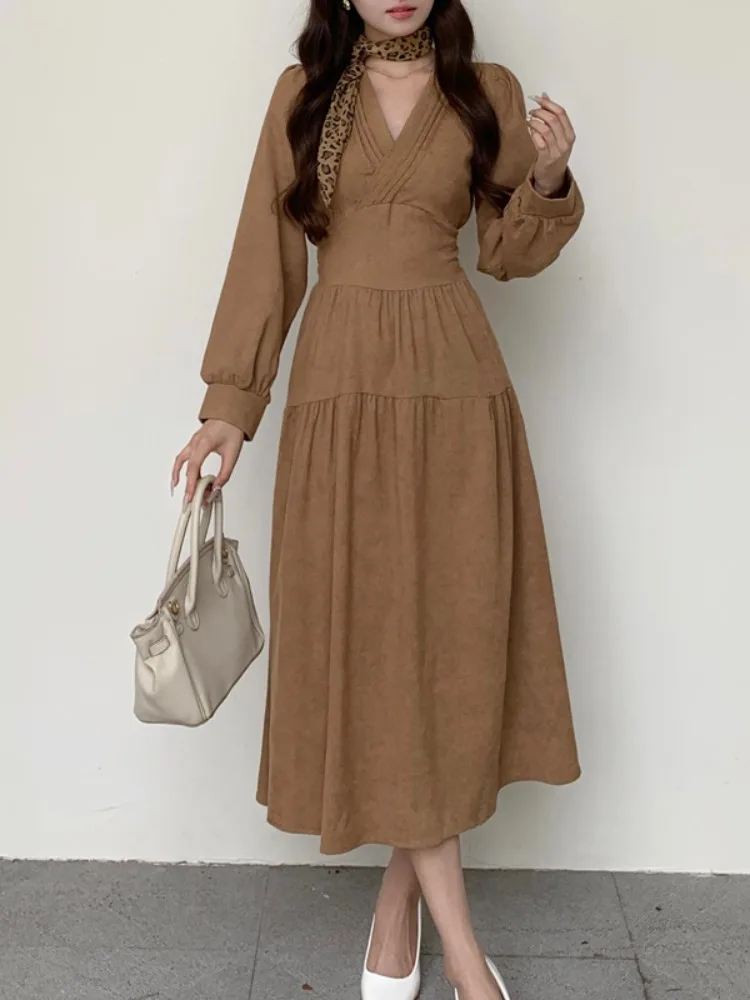 เสื้อเชิ้ตคอวีทรงเข้ารูปผ้าลูกฟูกสำหรับผู้หญิง ดีไซน์รัดเอว แขนยาว เหมาะสำหรับใส่ไปทำงาน แบรนด์จีนสุดเก๋