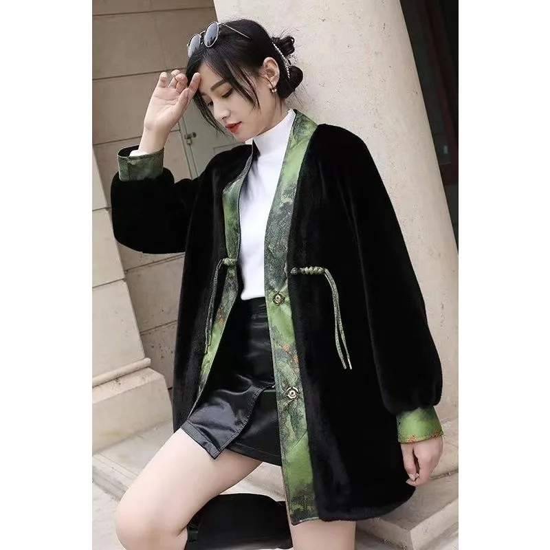 

High-end Light Luxury Ethnic-style Mink One-piece Jacket Features Fur Golden Mink Fleece Buckles Exuding Refined Chinese Style