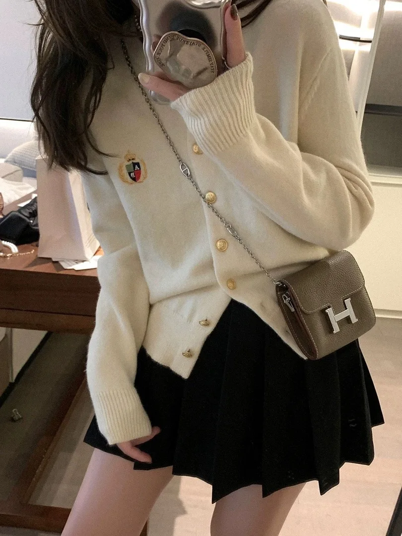 3 white