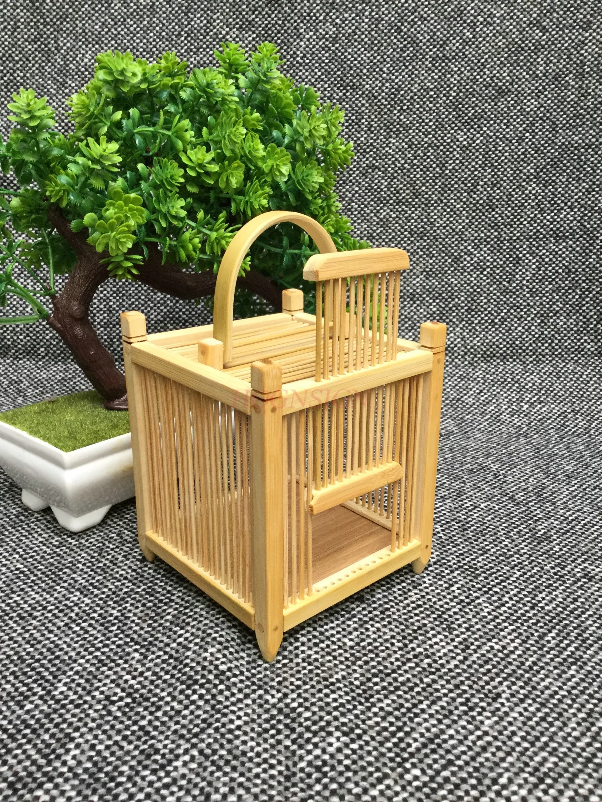 Natural bamboo products, encrypted grasshopper cage, retro handmade single grid