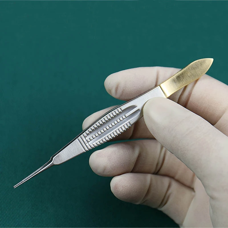 

Dovetail double eyelid tweezers eyebrow trimming tools non-porous tissue tweezers