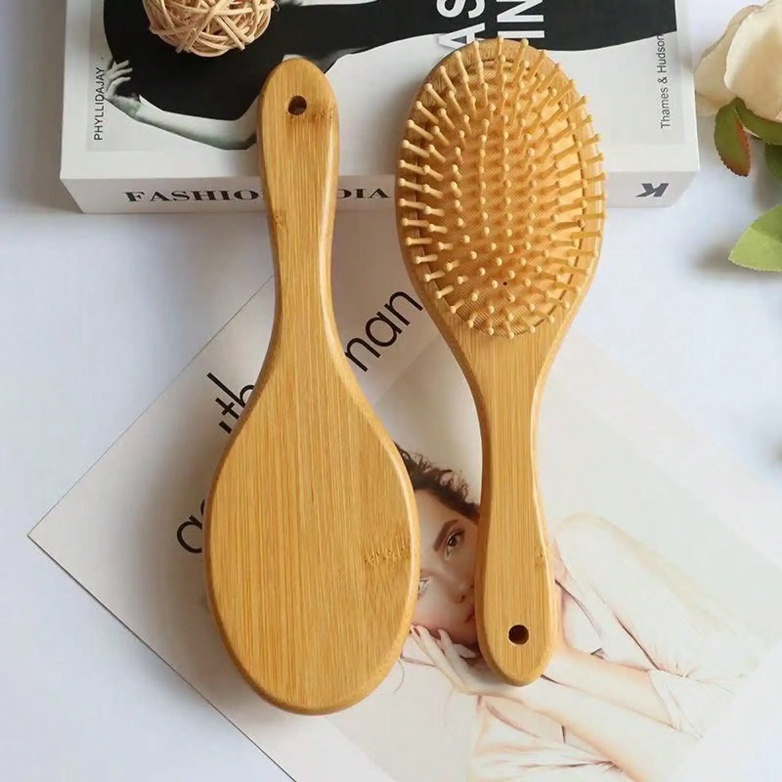 

Натуральная бамбуковая расческа с воздушной подушкой - антистатическая, для массажа кожи головы, распутывания и укладки волос