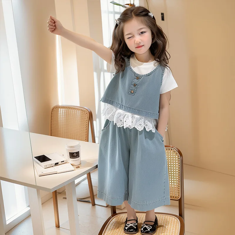 

2025 New Summer Girls' Set Sleeveless Top Denim Thin Lace Korean Version Cute Wide Leg Pants Three Piece Set