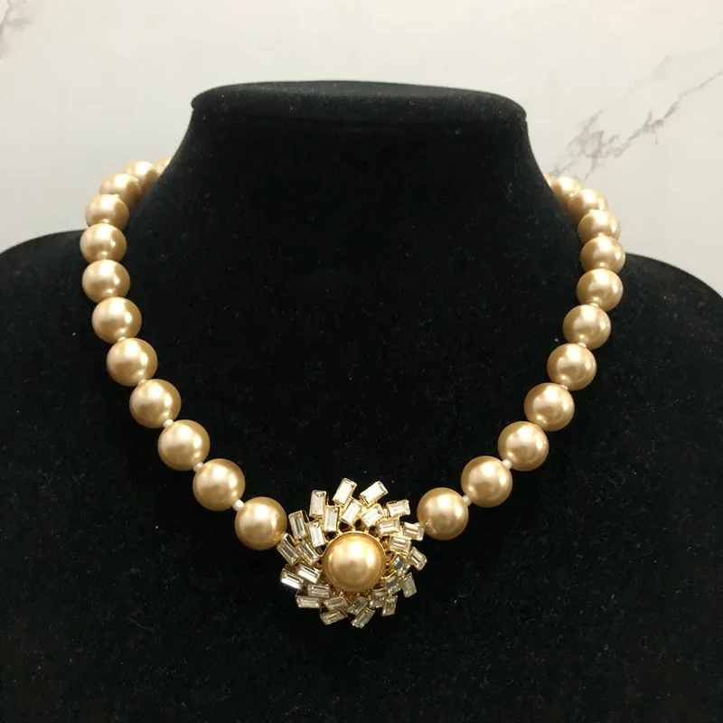 

Elegant Vintage Champagne Pearl Necklace Earrings