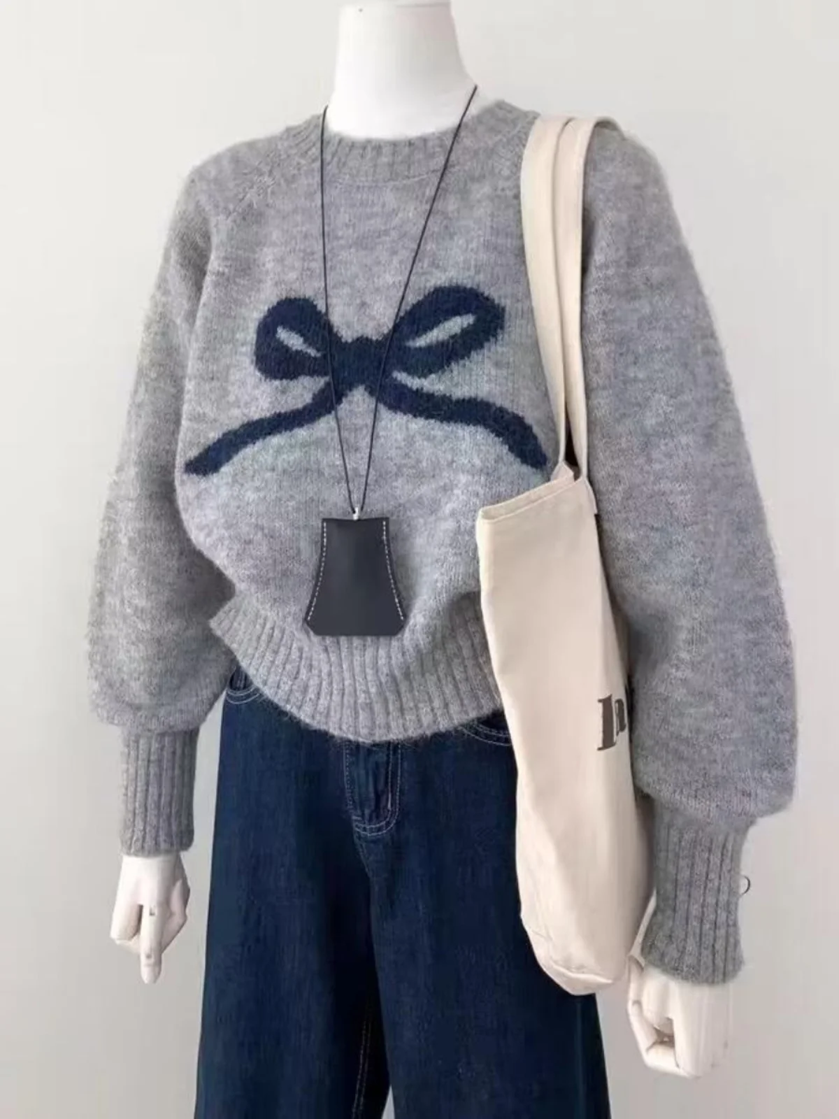 

ey Soft Knitted Long Sve round Ne Knot Women's Sweater Autumn Loose Slimming Lazy Faion Top Warmth Heating