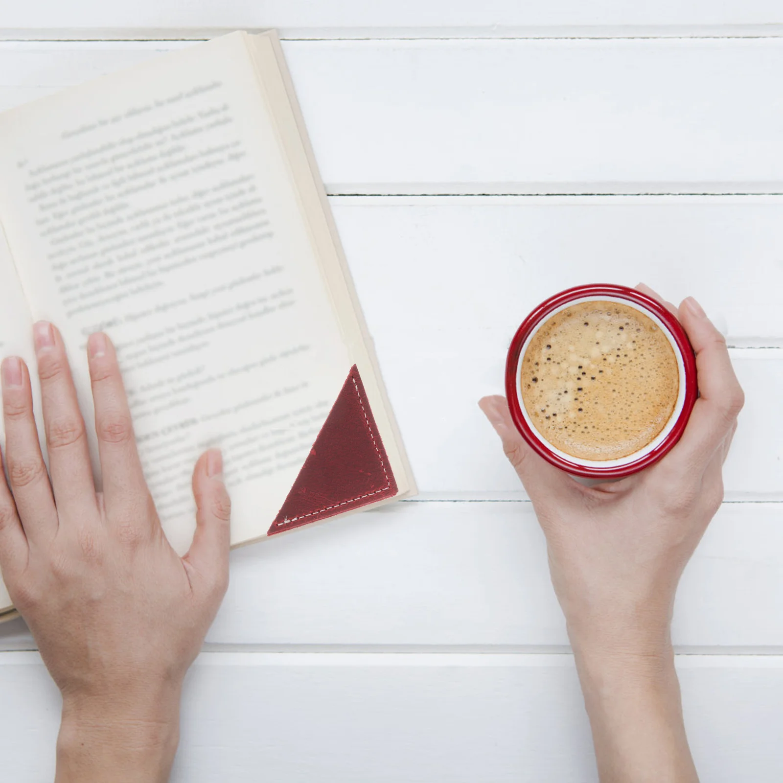 

Triangle Cowhide Bookmark Vintage Style Corner Book Marker Reading Book Accessories for Students Teachers