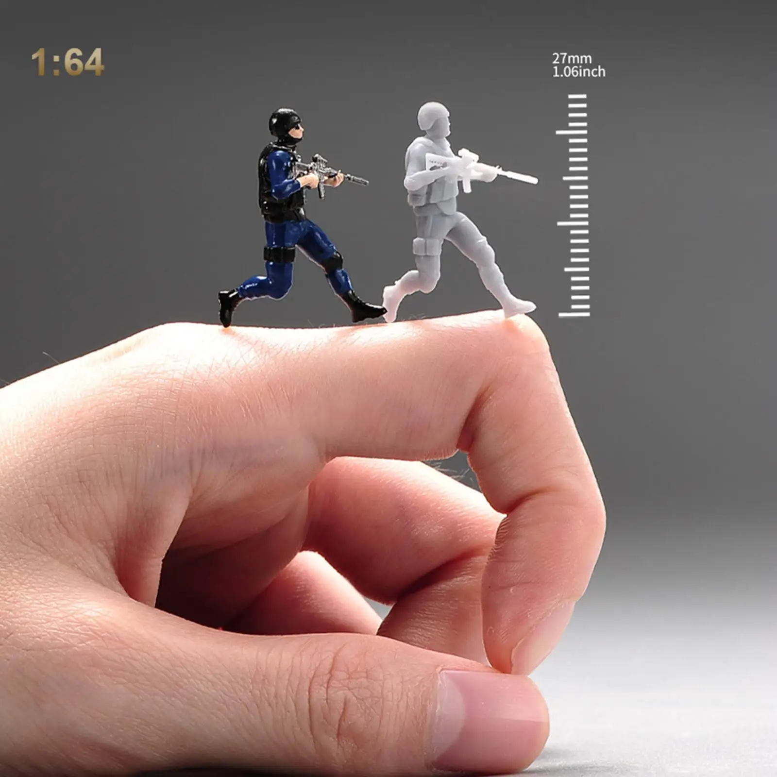 

5 Pieces 1/64 Men Figure Handpainted Character Photography Props Mini People