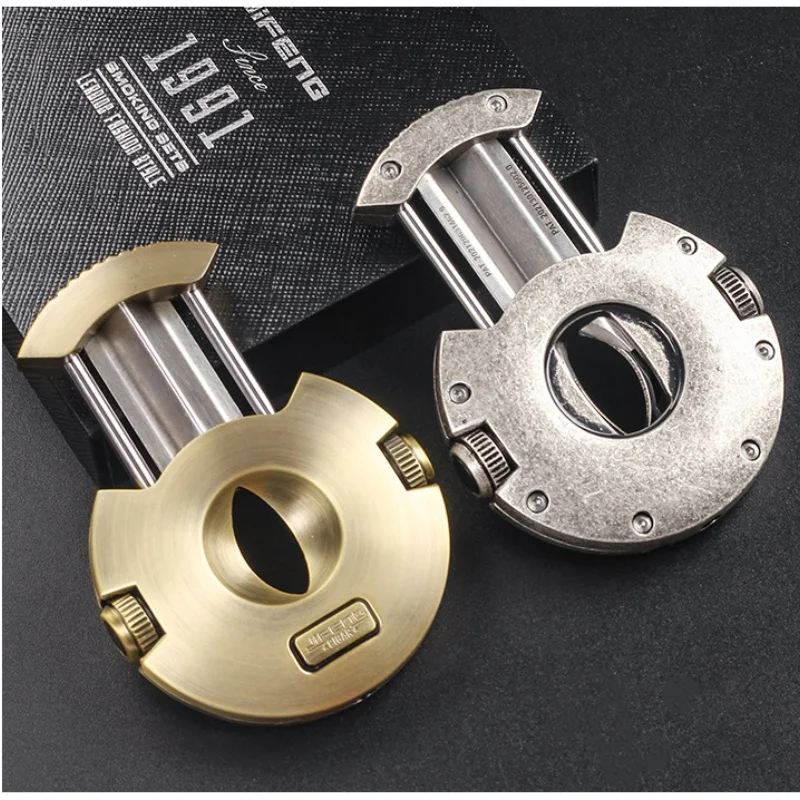 

2026 New Round Cigar Cutter Knife Scissors Cigar Puncher V Cut Cigar Scissors Cutter Knife Guillotine With Gift Box