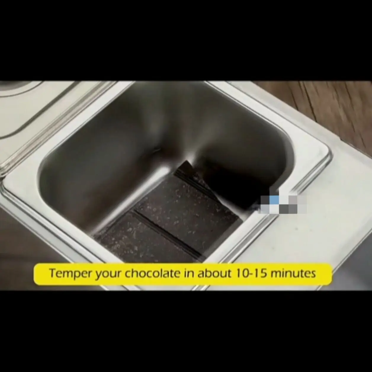 Commercial Chocolat…