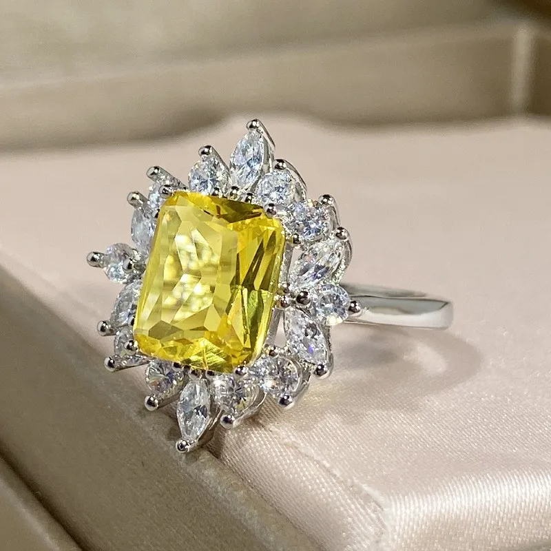 New Shining Yellow Diamond Full Set Zircon Women's Ring Wedding Dinner Bride Handicraft Gift