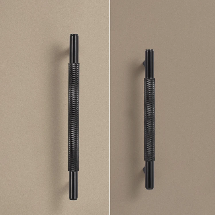 Dooroom Möbelgriffe aus massivem Messing, schwarzes Kreuz, Rändelung, Schrank, Kleiderschrank, Kommode, Schublade, Schrankknöpfe, Hardware – Detail 1