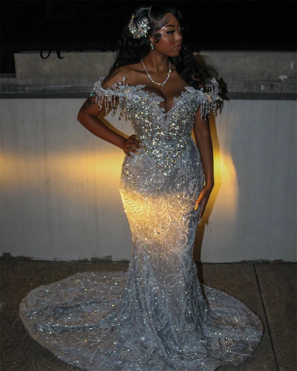 Dubai Arabic Silver Beading Prom Dresses for Black Girls Off Shoulder Wedding Reception Gown Shiny Dubai Arabic Silver Beading Prom Dresses for Black Girls Off Shoulder Wedding Reception Gown Shiny