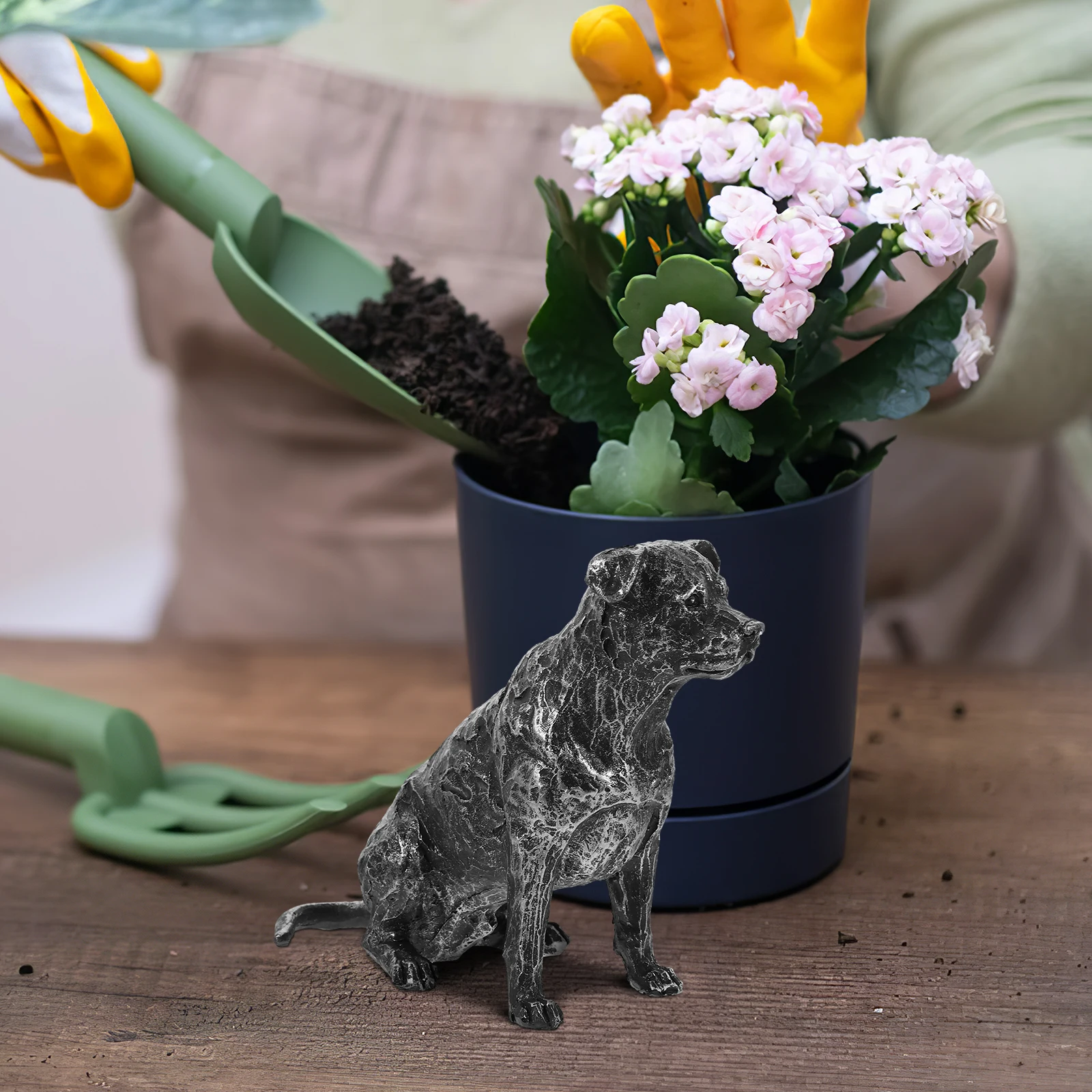 

Statue Handcrafted Resin Dog Ornament for Desktop Balcony Garden Room Decor Cute Animal Home Garden Gift Idea
