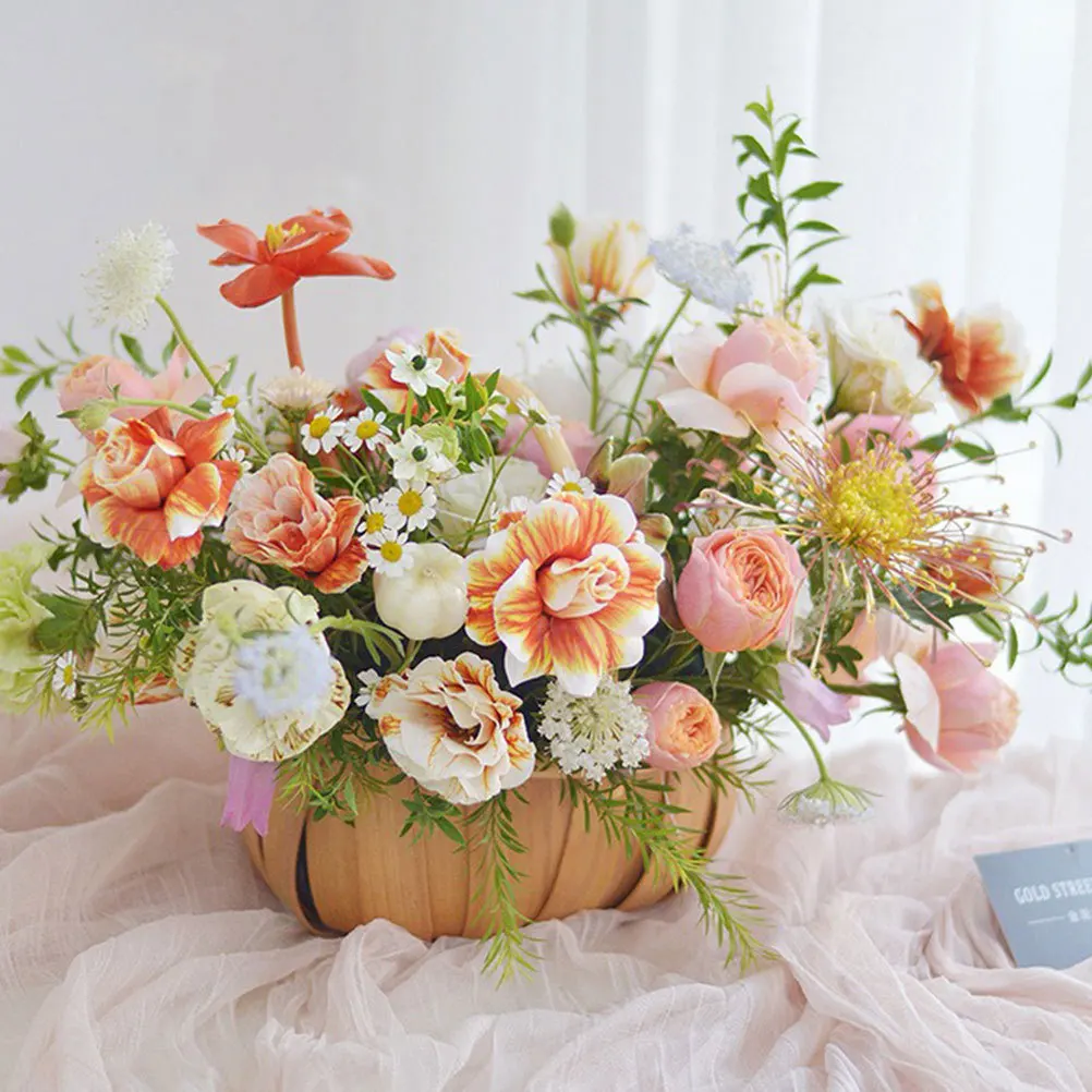 

Wooden Basket Pink Handheld Storage Woven Baskets for Gifts Round Decorative Flower Arrangement Craft Rural Home Storage