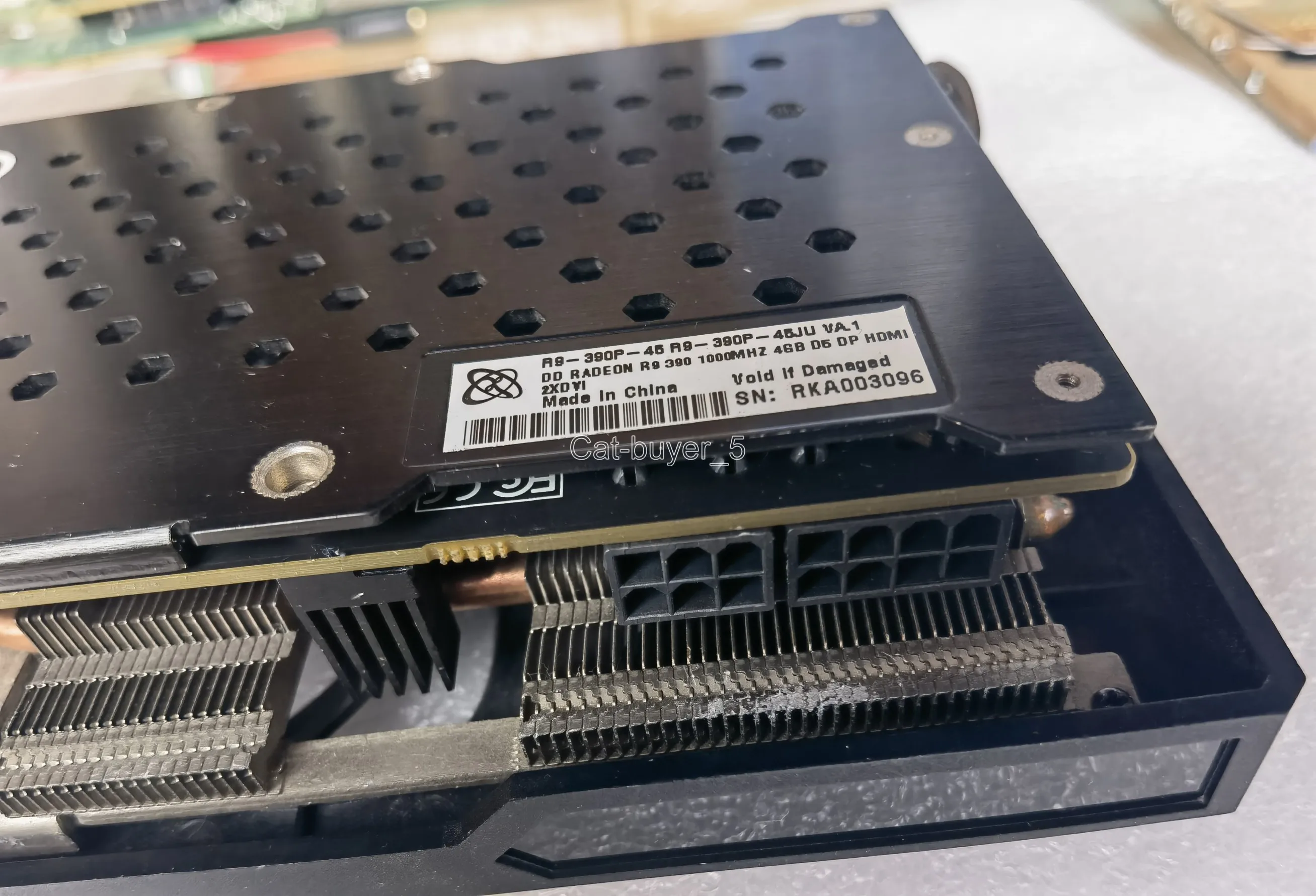 Kartu Video Grafis Radeon R9 390 4GB GDDR5 2560SP Bekas dengan Port DVI HDMI DP