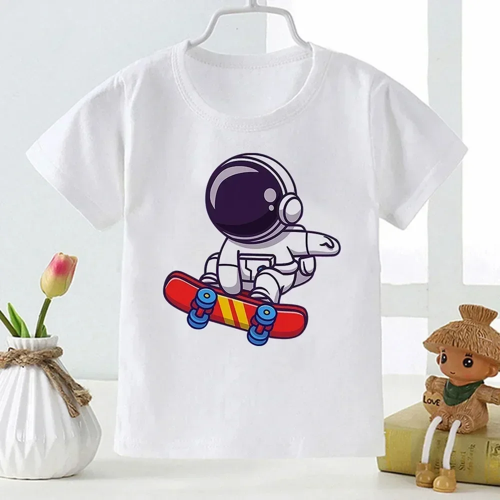 

Хлопковая футболка для детей с мультяшным принтом, милая футболка с изображением космонавта, летние короткие футболки для мальчиков и девочек, футболки для малышей в стиле Харадзюку, большие размеры