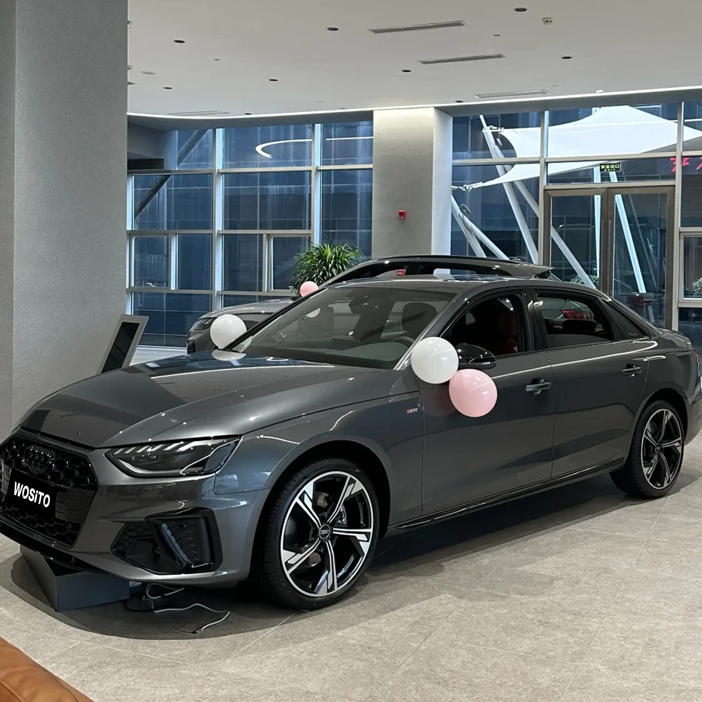 PET Sky Cloud Grey Car Wrap Film Audi OEM Inspired Gloss Metallic Light Grey Auto Color Change Vinyl Wrap