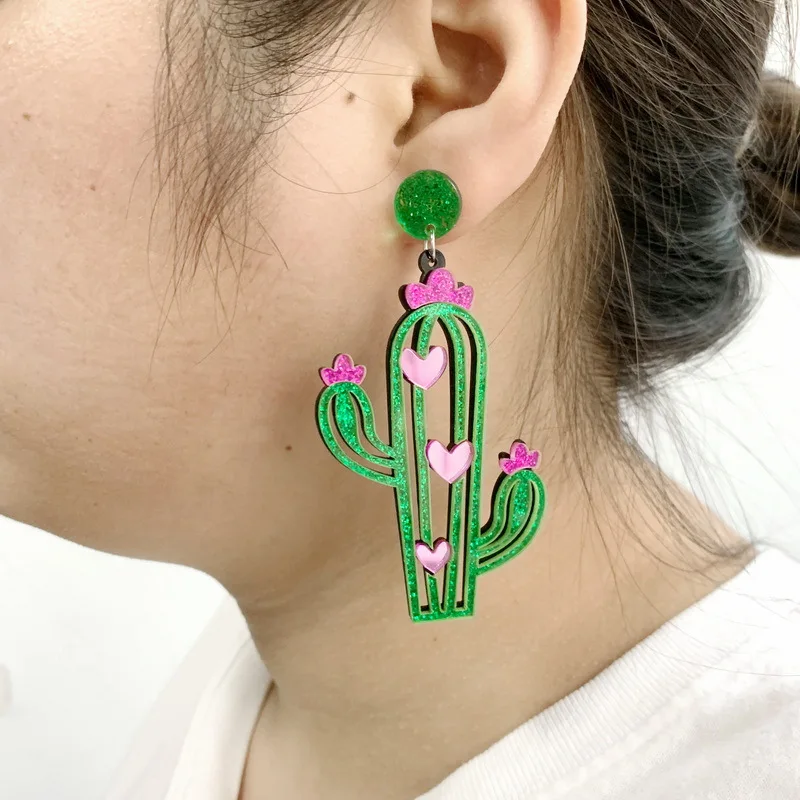 YAOLOGE 2022 New Acrylic Creative Heart Cactus Pendant Earrings For Women Bohemian Ethnic Girls Party Jewelry Gift Drop shipping