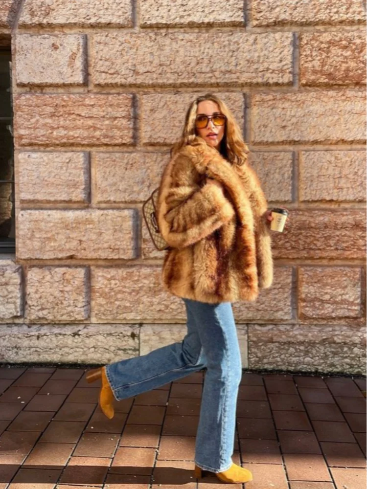 بلوفر نسائي سادة من الفرو الصناعي برقبة دائرية وأكمام طويلة ملابس خارجية للسيدات 2024 سترة نسائية أنيقة غير رسمية للخريف والشتاء دافئة وسميكة وفضفاضة