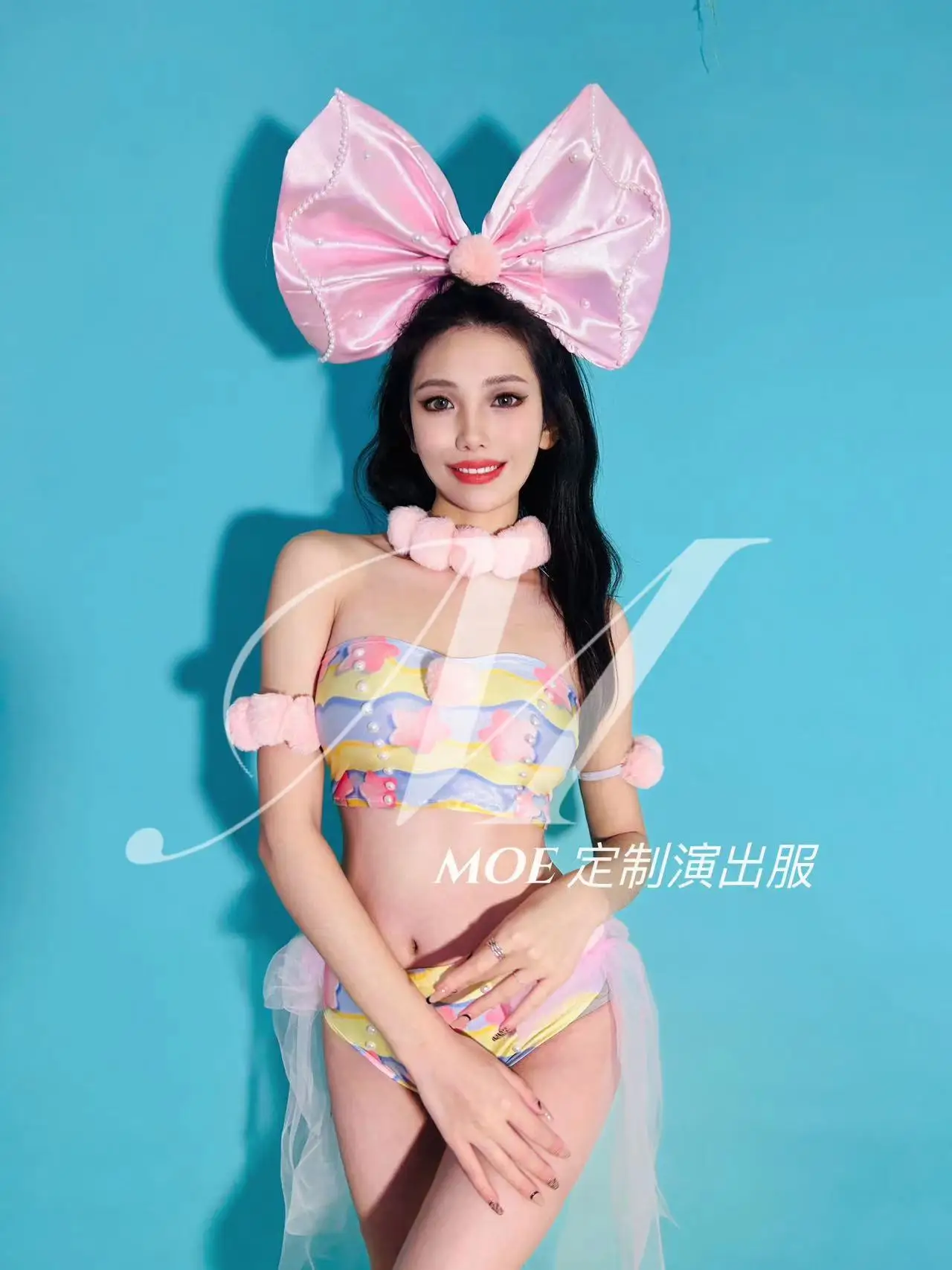 2025 vente chaude nouvelle discothèque Bar mode Performance vêtements couleur bonbon arc ensemble DSGOGO saint valentin fête ensemble yj061