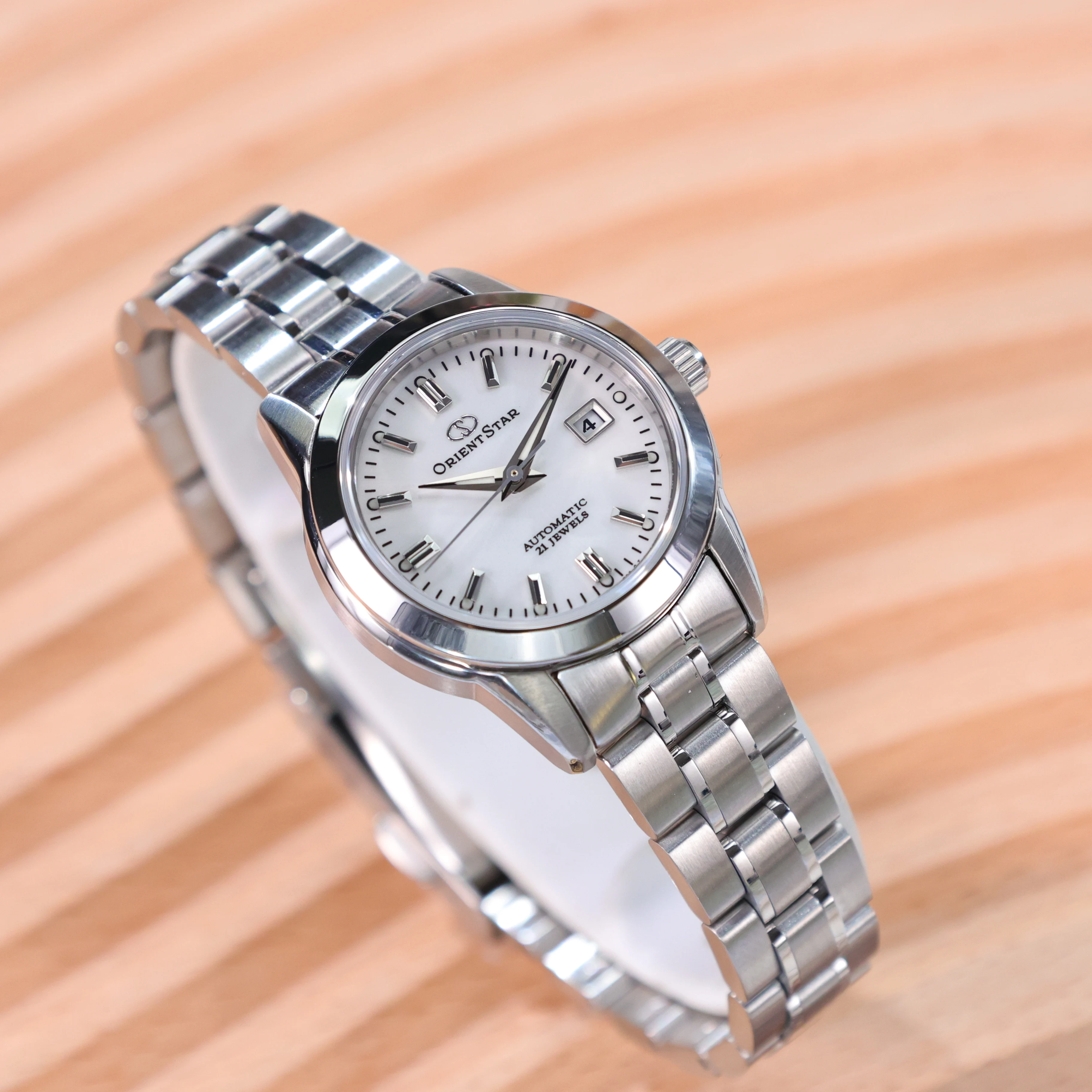 ساعة أورينت ستار اليابانية الأصلية ساعة ميكانيكية أوتوماتيكية 100 متر مقاومة للماء ساعة نسائية زجاج الياقوت