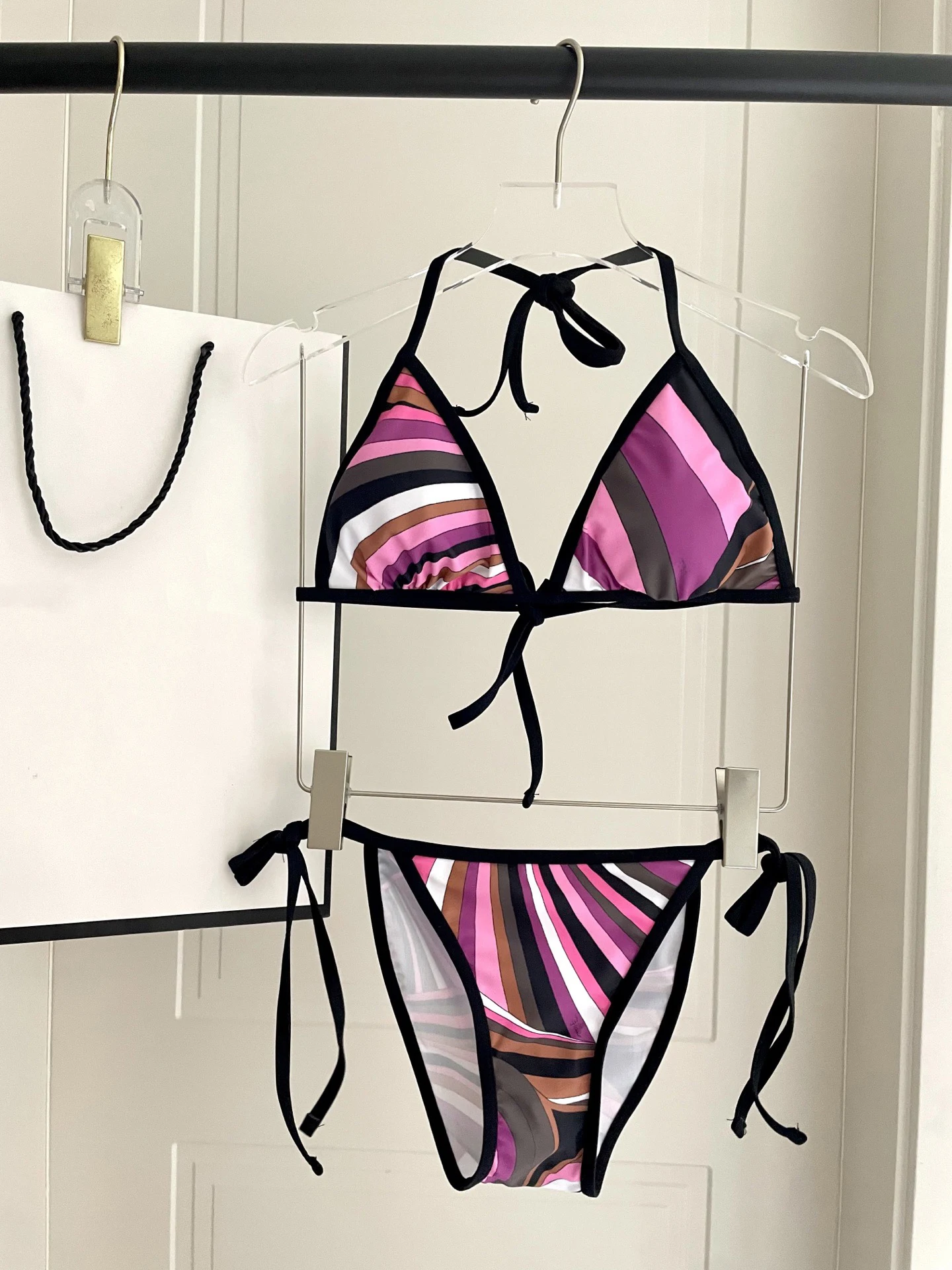 

Новинка! Женский раздельный купальник PUC 2026 CI: дышащий, быстросохнущий, эластичный комплект бикини из двух частей.