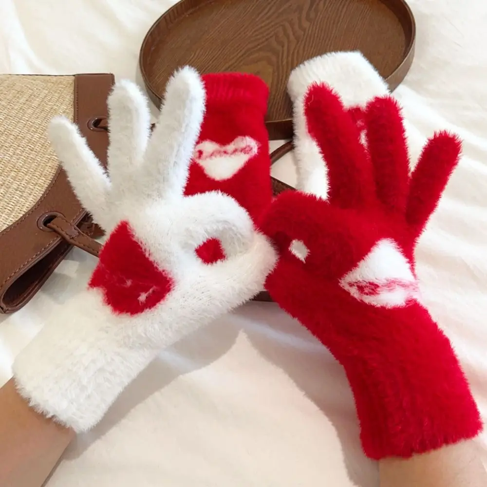 Warm Love Heart Winter Gloves Touchscreen Fluffy Fur Full Finger Mittens Plush Women Gloves Women