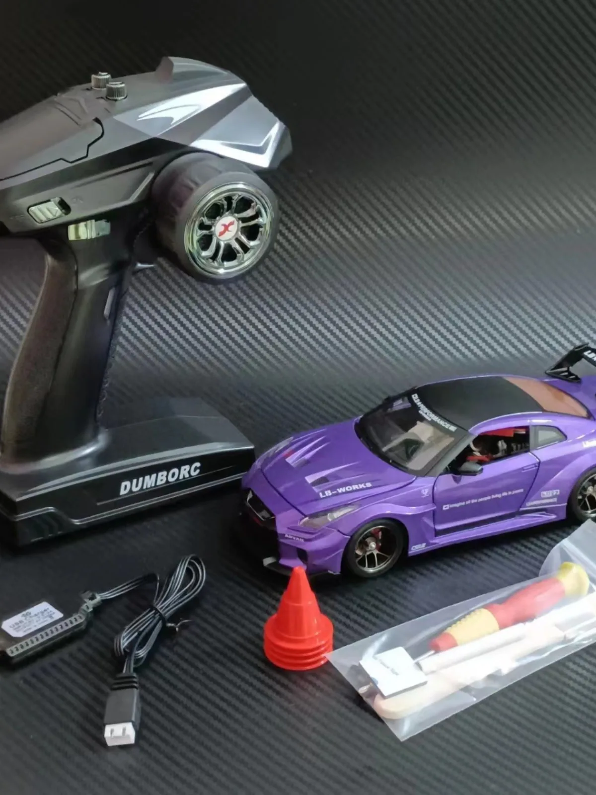 FATJAY HGD1 MINI RC 1/28 RWD Drift RC Auto da corsa con guscio in metallo RTR Modello di telecomando