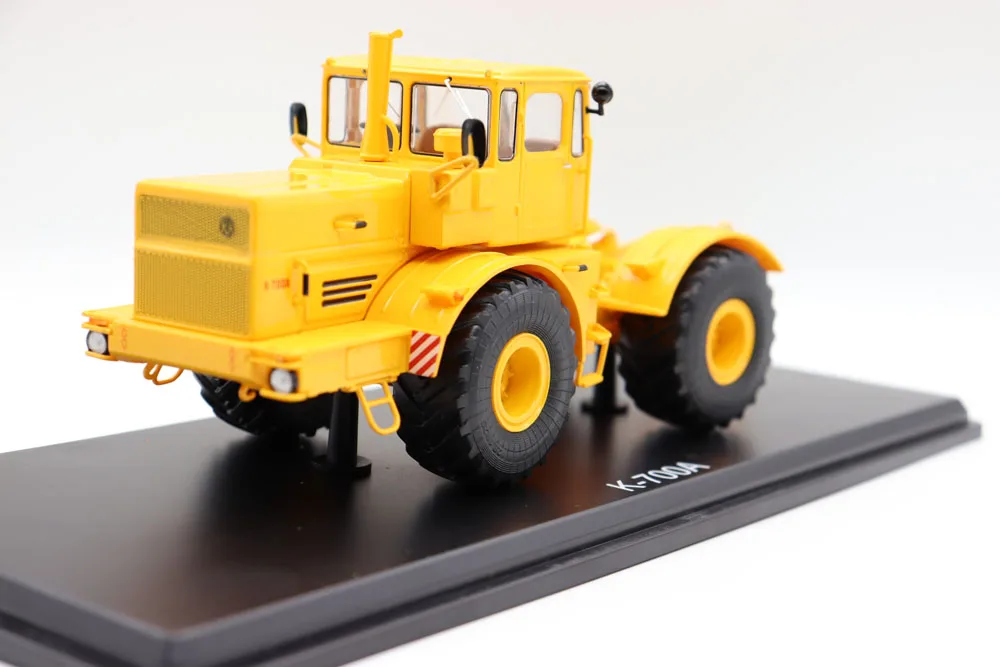 New SSM 1/43 K-700A tractor Hachette USSR Truck SSM6004 Diecast alloy Toys model for collection gift