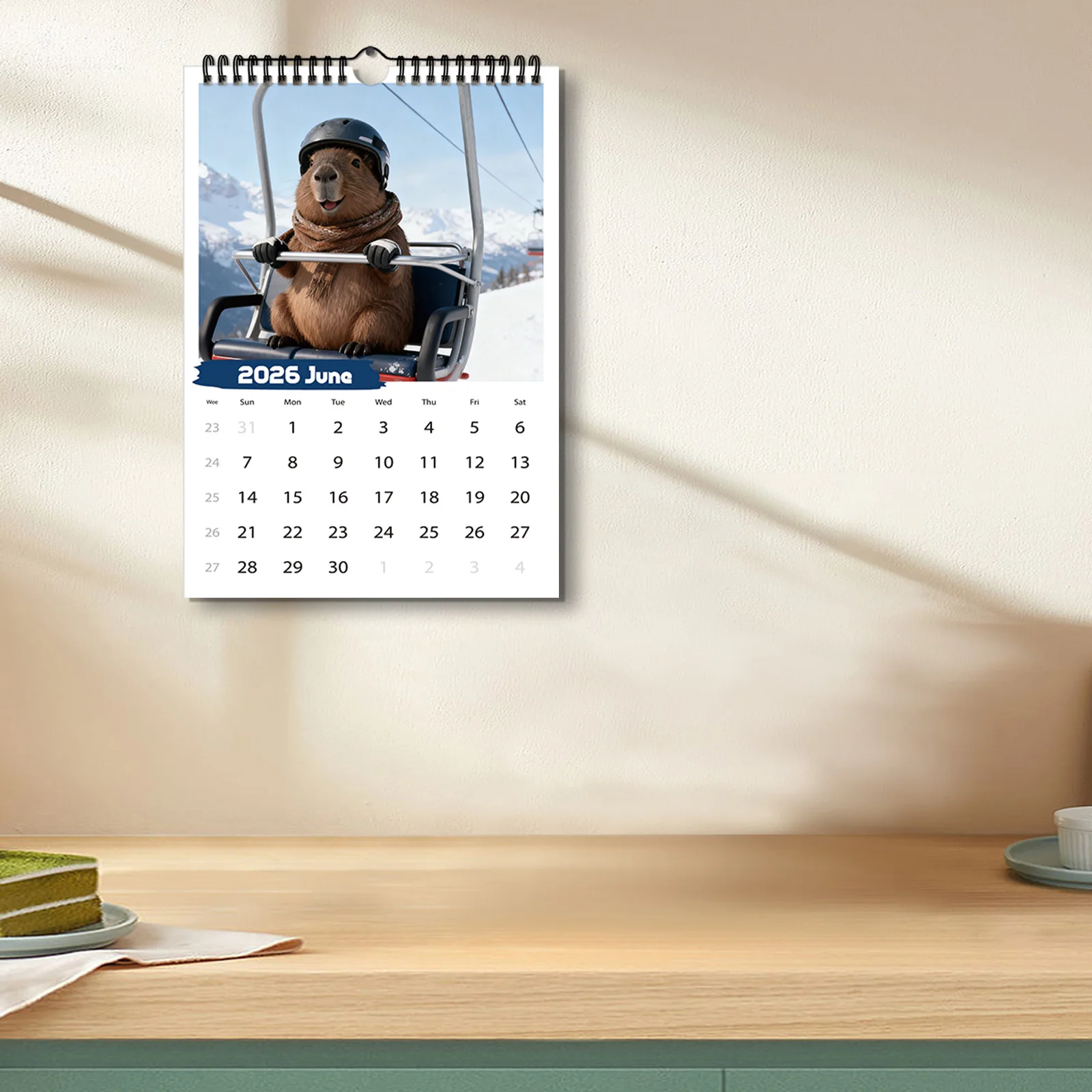 قطعة واحدة من تقويم كابيبارا 2026، مناسبة لفحص التواريخ، لتزيين المنزل، مثالية لمحبي الحيوانات، وهدية رائعة